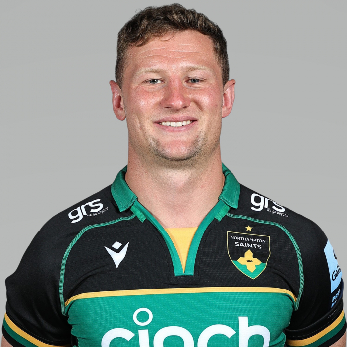 24/25 Season Headshot - Fraser Dingwall